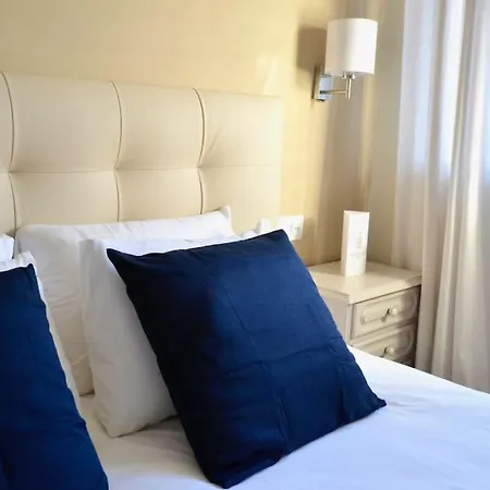 Villa ELTAEL - Casa Daniel - Manta Rota - Moradia com Piscina Partilhada