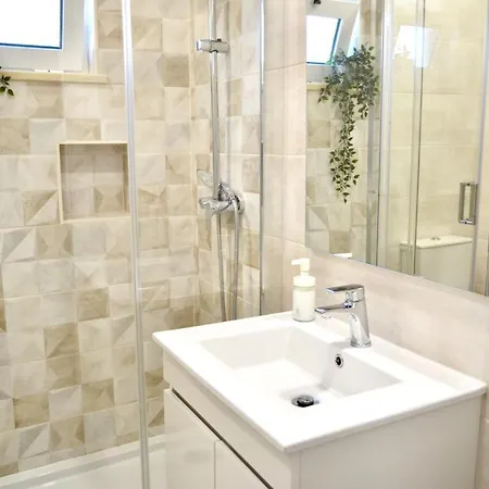 Apartament Villa Eltael - Daniel Apartment - Warm Pool From April 2026 *