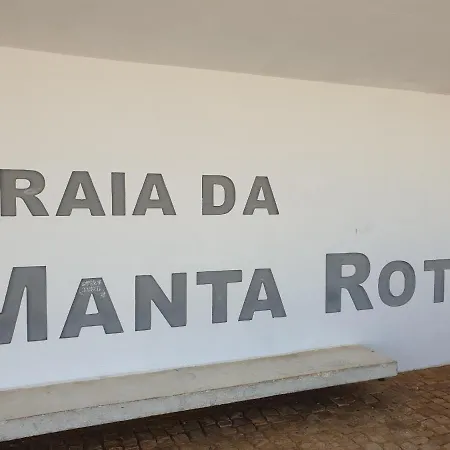 Apartamento Villa ELTAEL - Casa Daniel - Manta Rota - Moradia com Piscina Partilhada Manta Rota