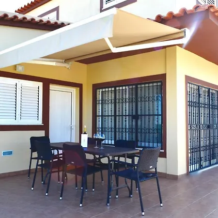 Villa Eltael - Daniel Apartment - Warm Pool Until 1 November 2026 Apartman Manta Rota