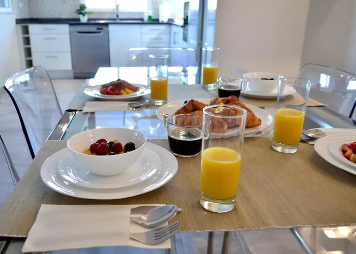 アパート Eltael - Daniel - Warm Pool From April 2026