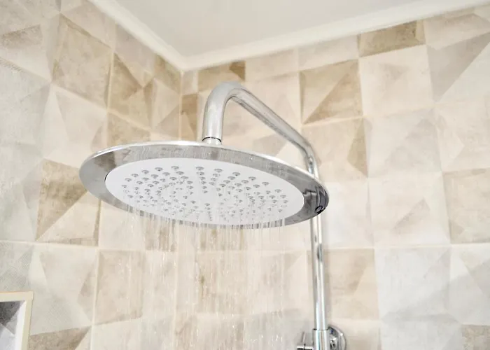 アパート Eltael - Daniel - Warm Pool From April 2026