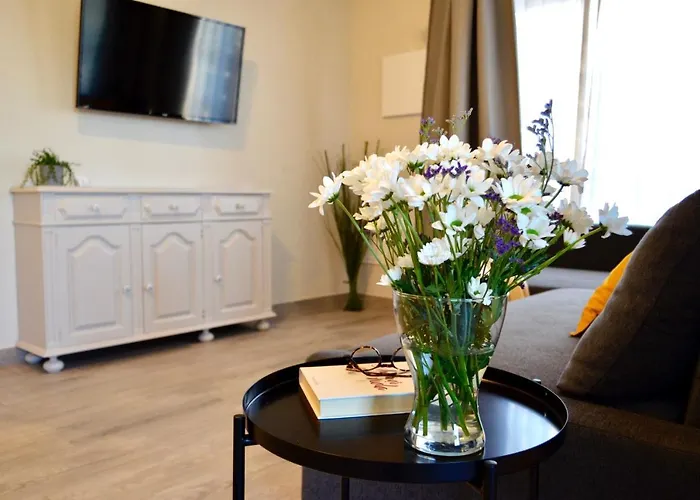 Eltael - Daniel - Warm Pool From April 2026 アパート